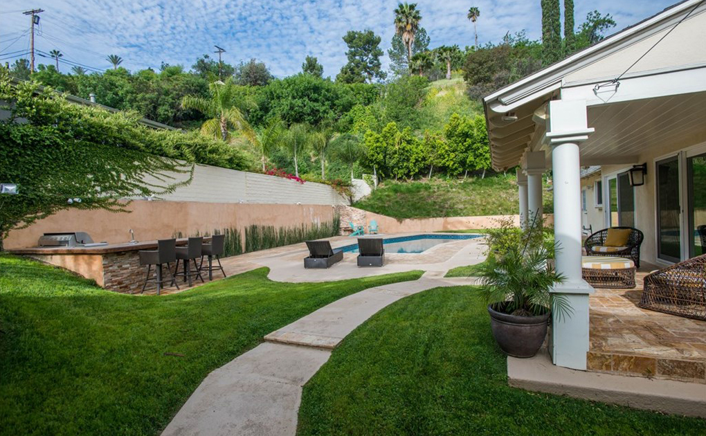 4405 Alonzo Ave., Encino - Backyard - 2 - Kevin Maalizadeh ...